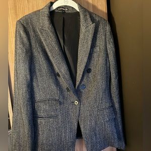 Express suit jacket-Size 6 Black White (tweed looking)